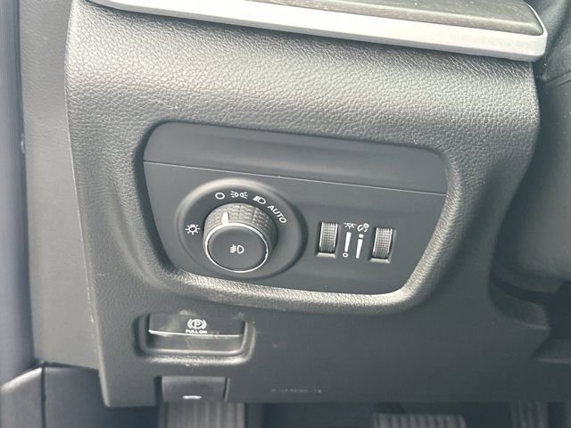 New 2026 Jeep Grand Cherokee Limited AWD/4WD image 22