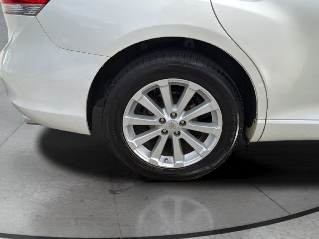 Used 2012 Toyota Venza LE FWD image 29