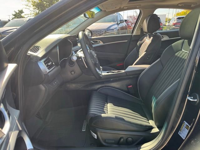 Used 2026 Genesis G70 2.5T Prestige image 12