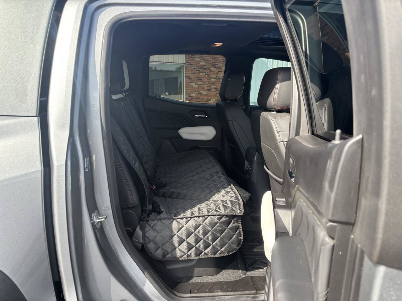 Used 2024 GMC Canyon AT4X w/ AT4X AEV Edition AWD/4WD image 13