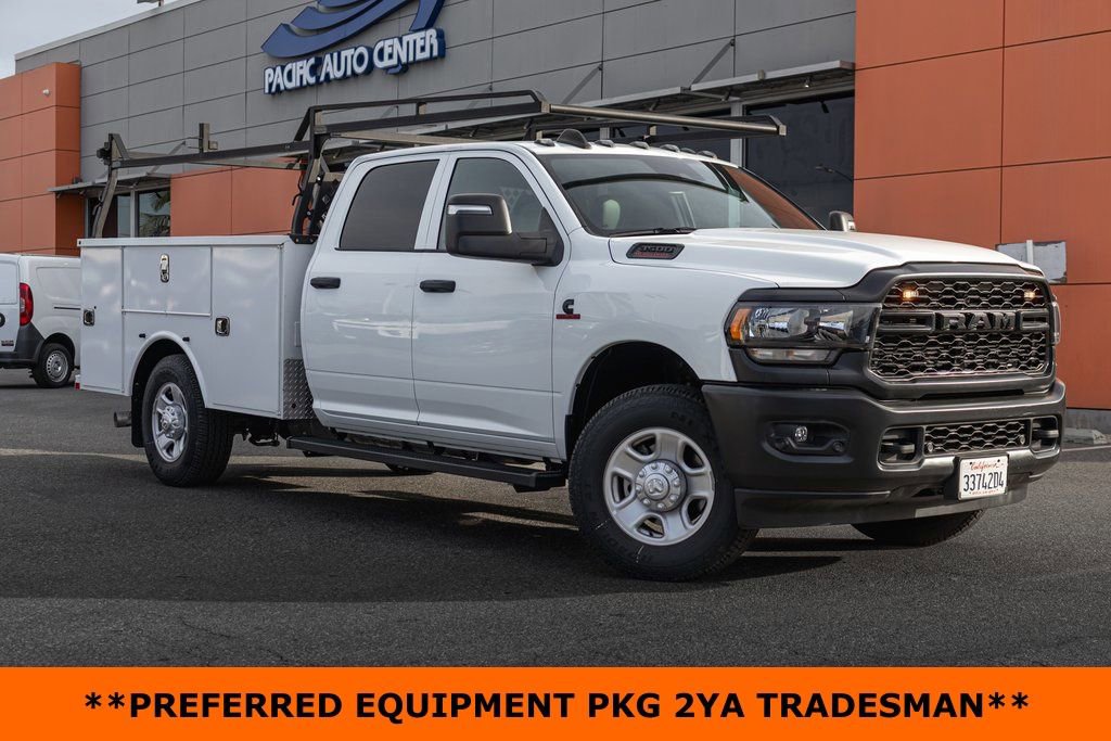 Used 2024 RAM 3500 Tradesman w/ Safety Group AWD/4WD image 2