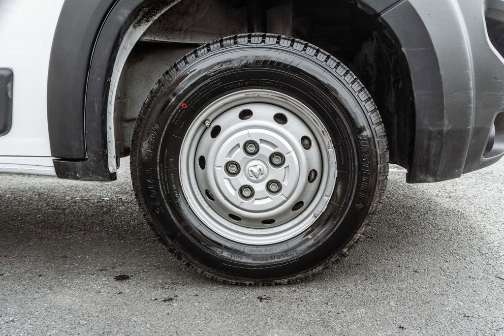 Used 2023 RAM ProMaster 2500 image 4