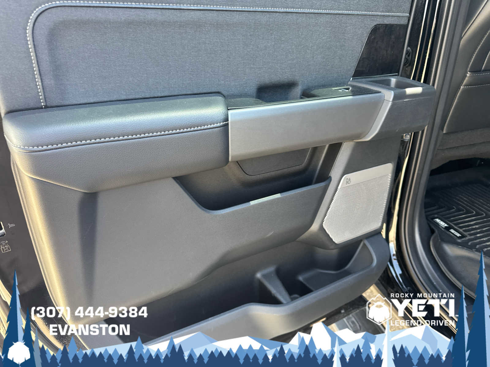 Used 2024 Ford F350 Lariat w/ Sport Appearance Package image 23