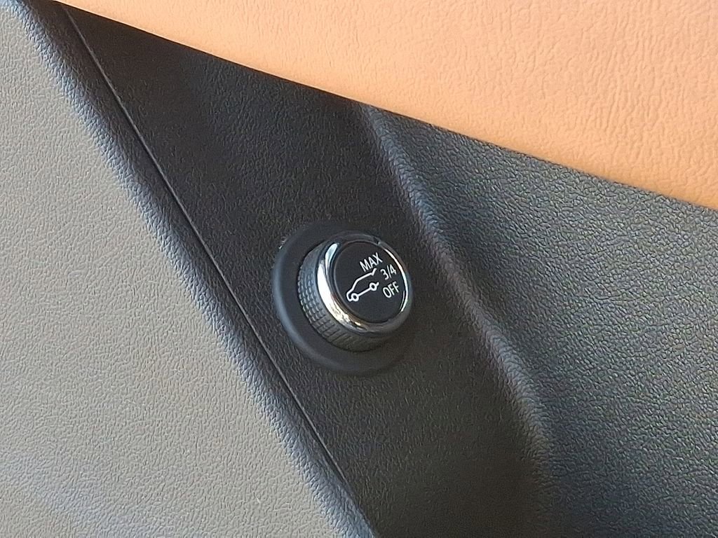 Certified 2025 Cadillac XT5 Premium Luxury w/ Technology Package image 27