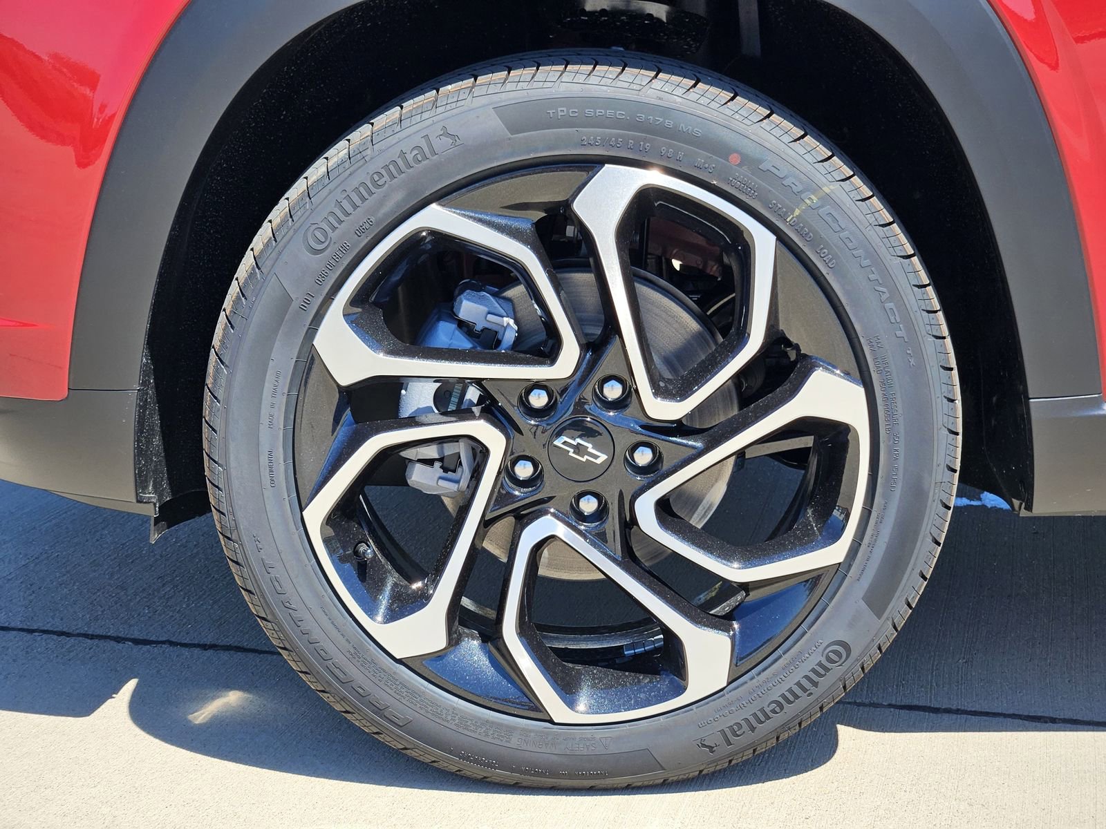 New 2026 Chevrolet Trax RS FWD image 13