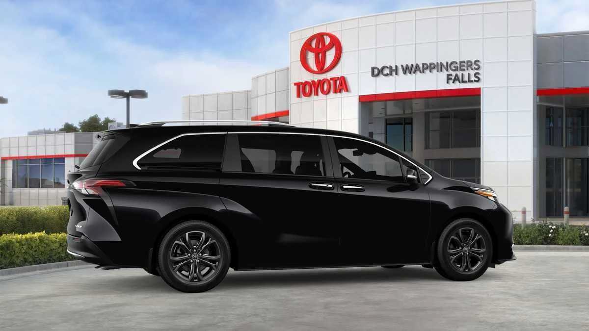 New 2026 Toyota Sienna Platinum AWD/4WD image 35