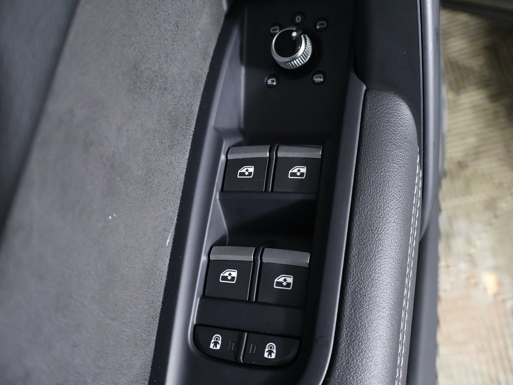 Used 2023 Audi SQ5 Prestige w/ Prestige Package image 38