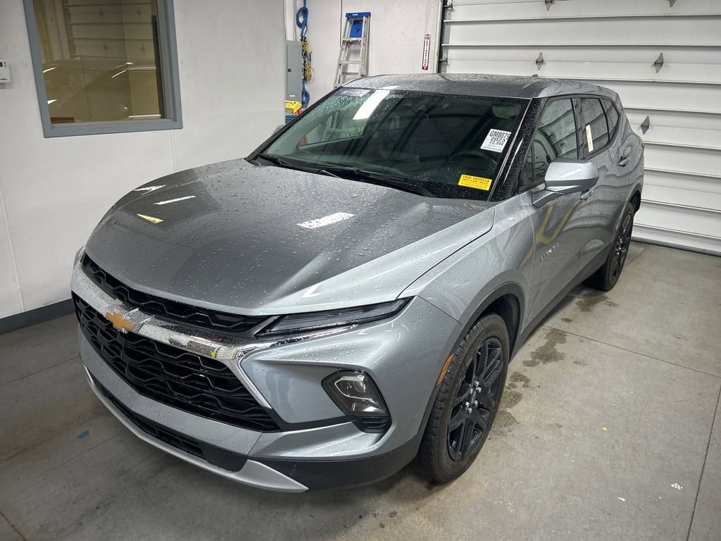 Used 2023 Chevrolet Blazer LT w/ Driver Confidence Package AWD/4WD image 1