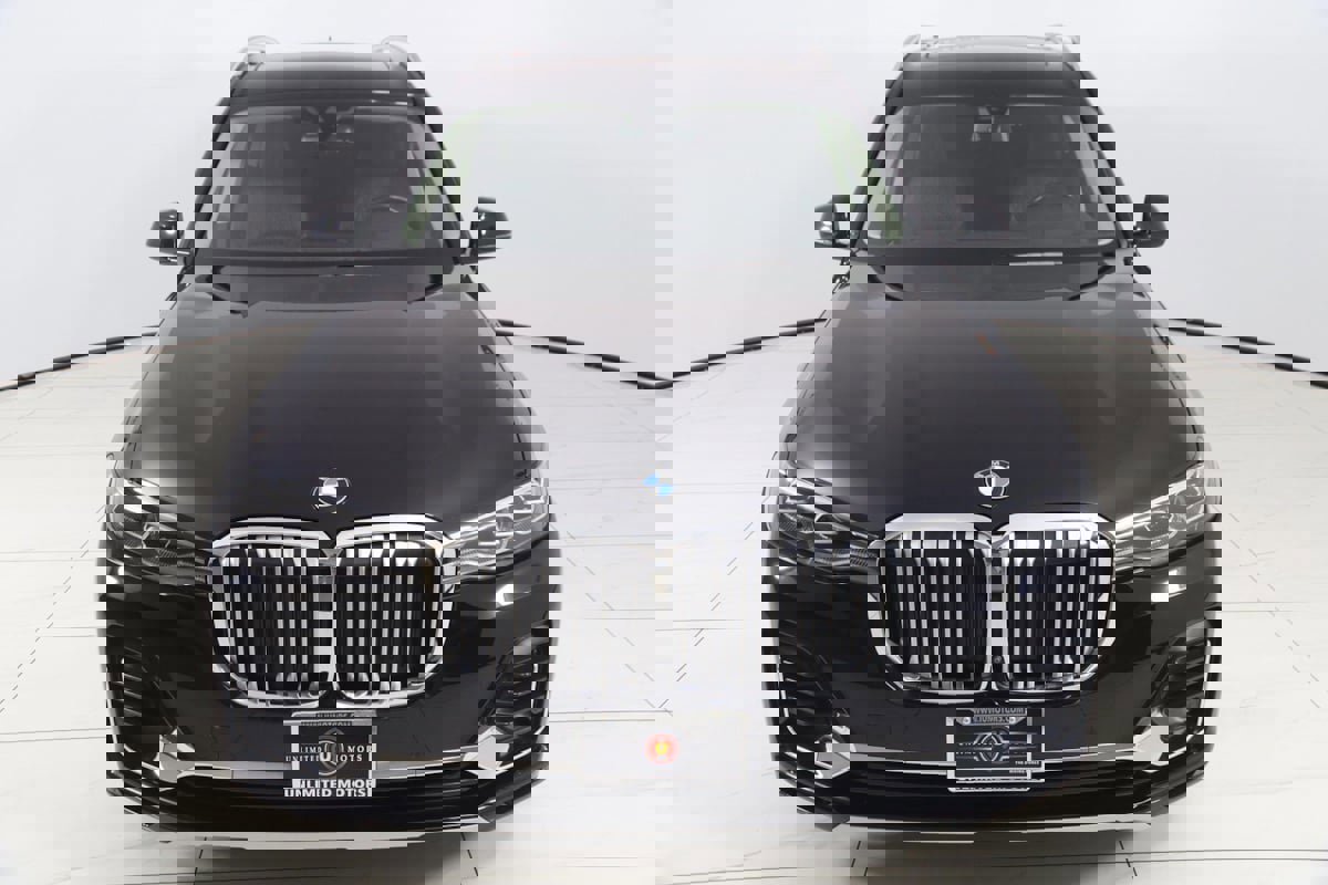 Used 2022 BMW X7 xDrive40i w/ Premium Package image 62