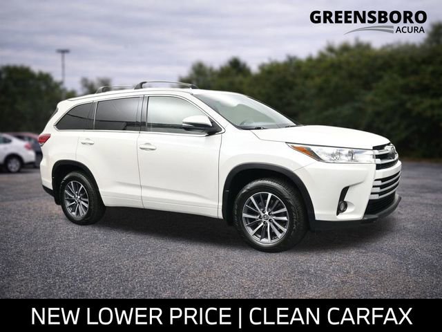 Used 2018 Toyota Highlander XLE AWD/4WD image 1