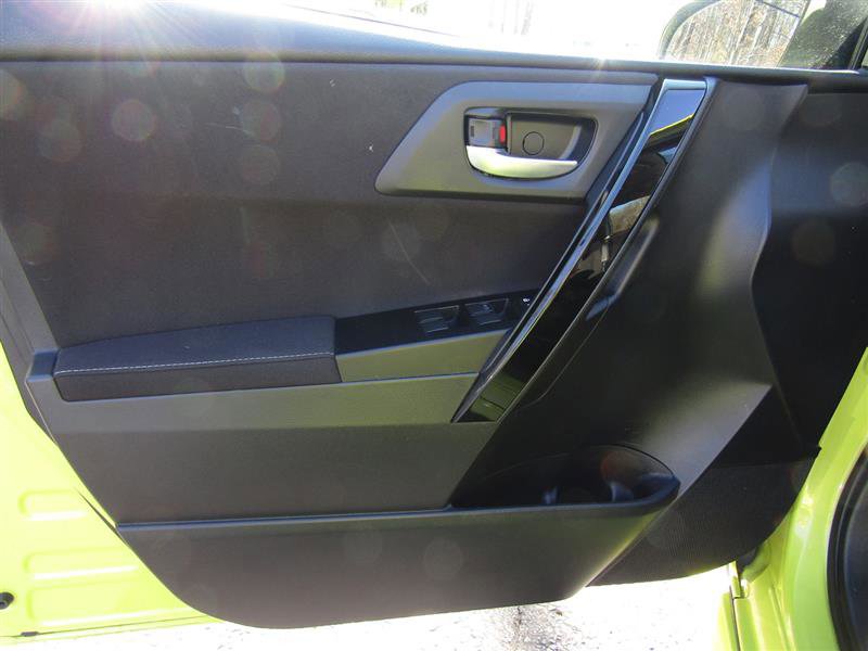 Used 2016 Scion iM image 9