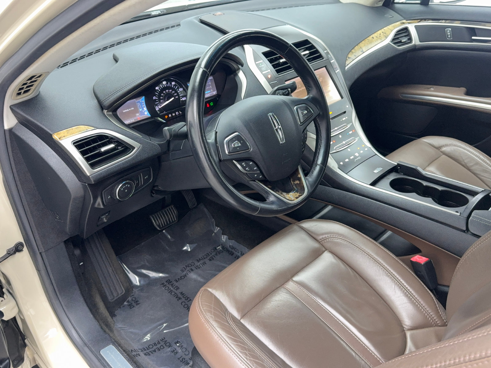 Used 2016 Lincoln MKZ Hybrid w/ Equipment Group 500A Select FWD image 15