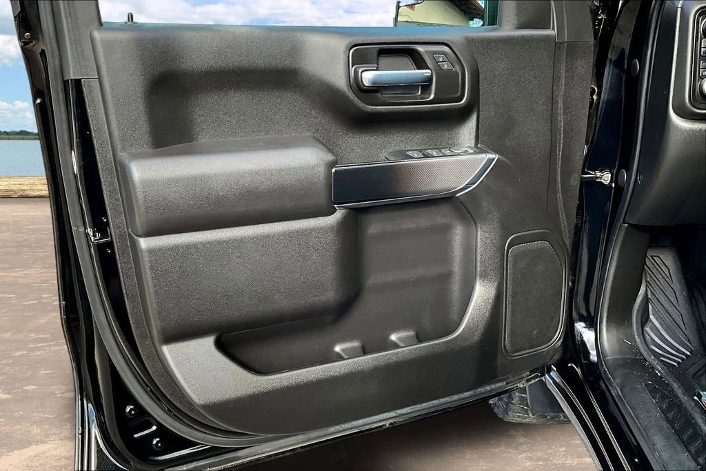 Used 2021 Chevrolet Silverado 1500 Custom Trail Boss w/ Midnight Edition image 21