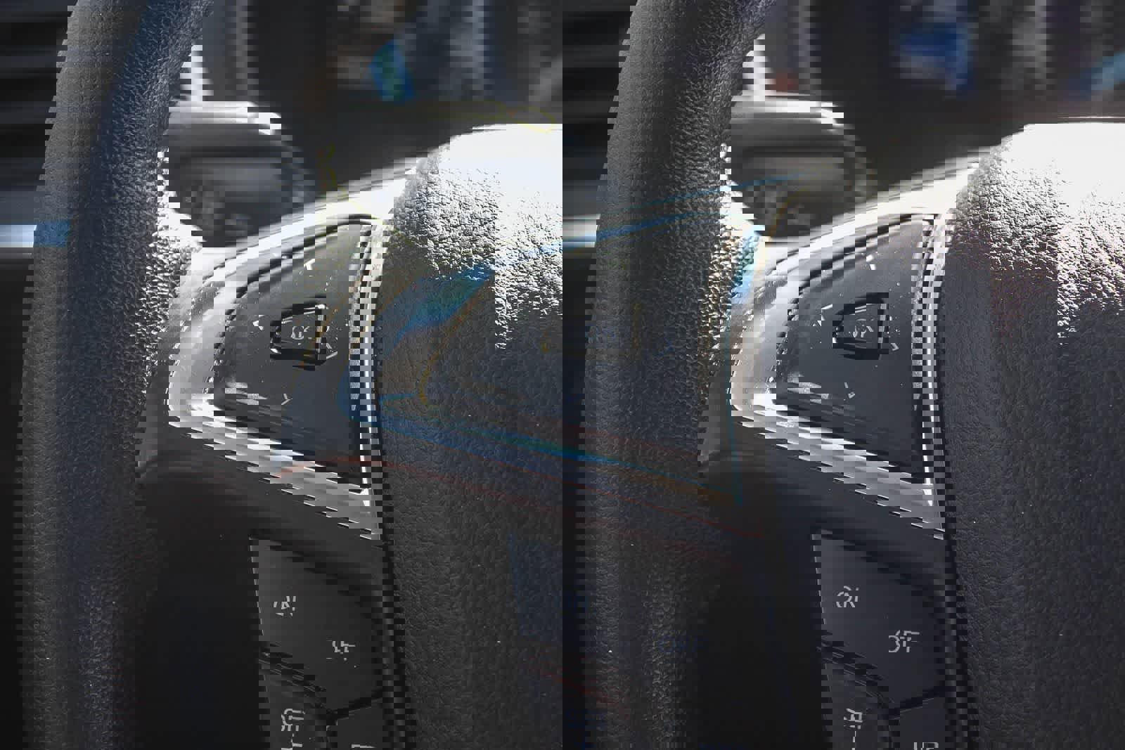 Used 2022 Ford Edge Titanium image 32