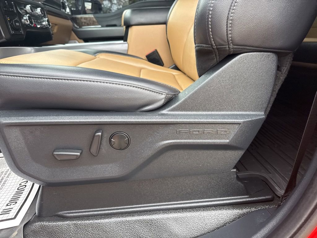 Used 2025 Ford F350 Lariat w/ Lariat Ultimate Package image 14