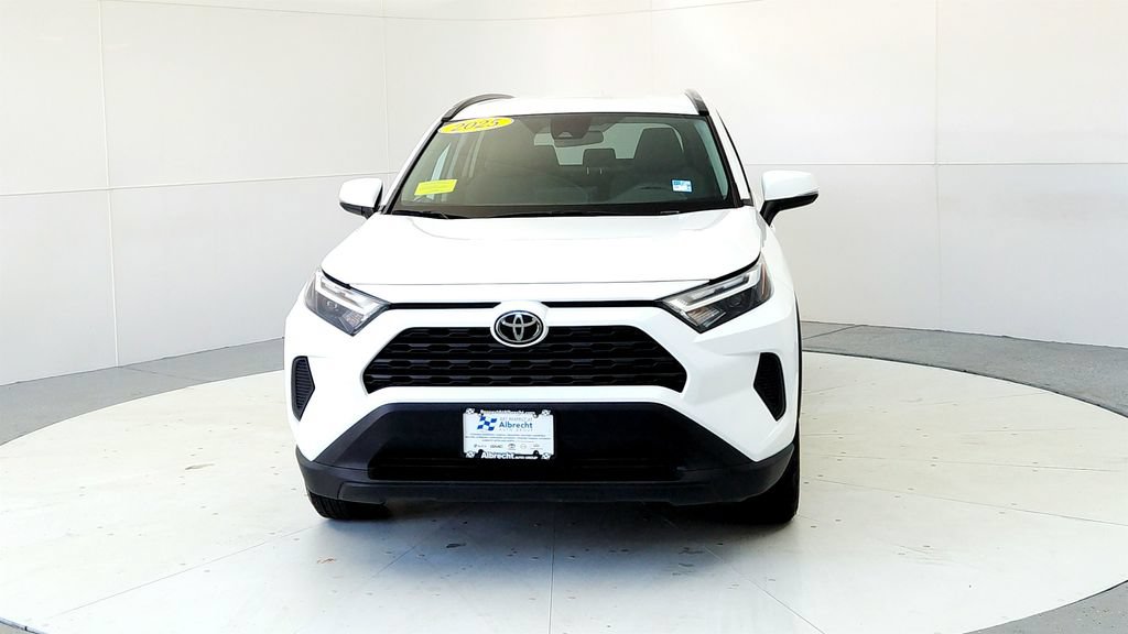 Certified 2025 Toyota RAV4 XLE AWD/4WD image 8