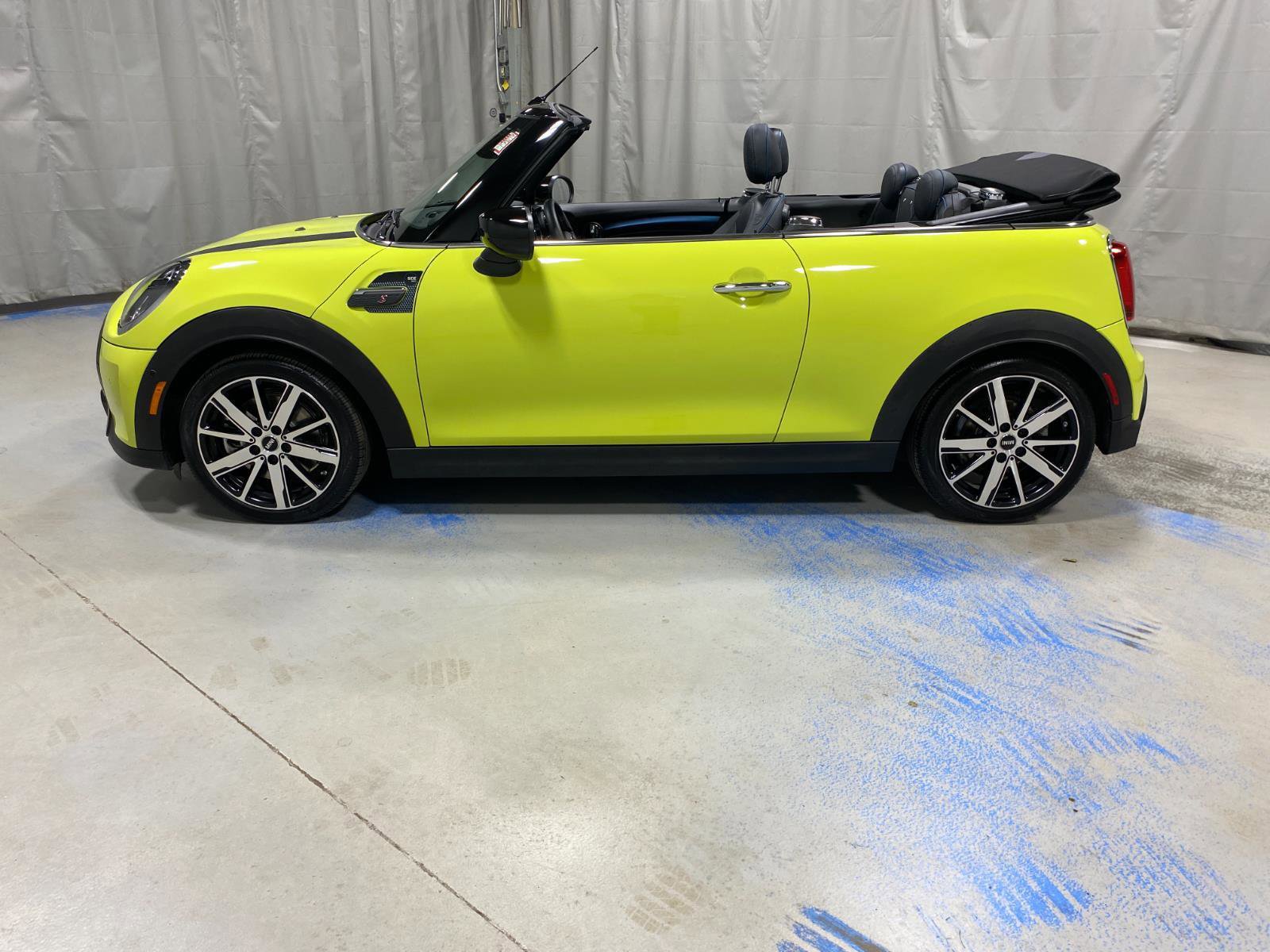 Certified 2023 MINI Cooper S w/ Sidewalk Package image 9
