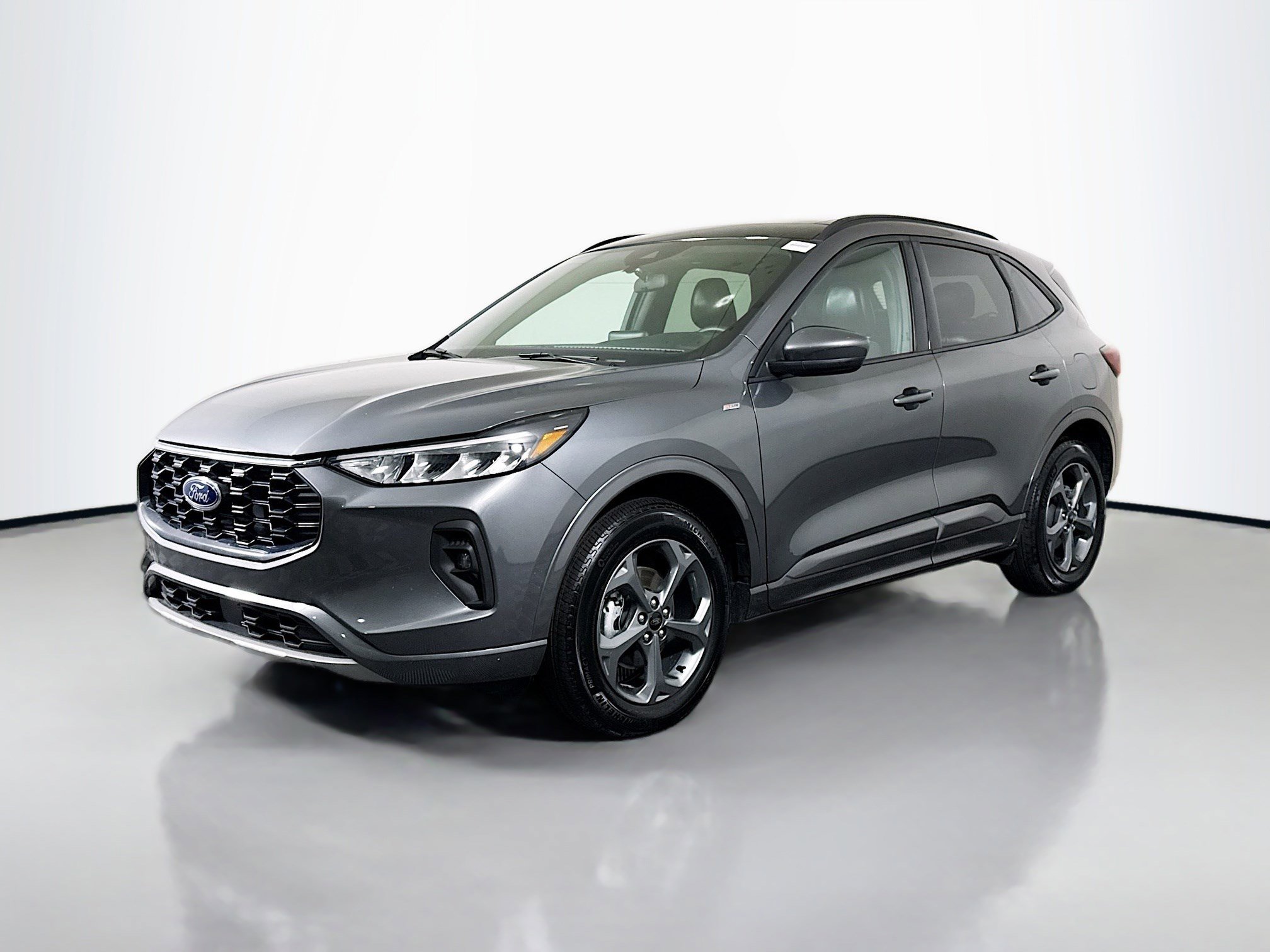 Used 2024 Ford Escape ST-Line Select image 4