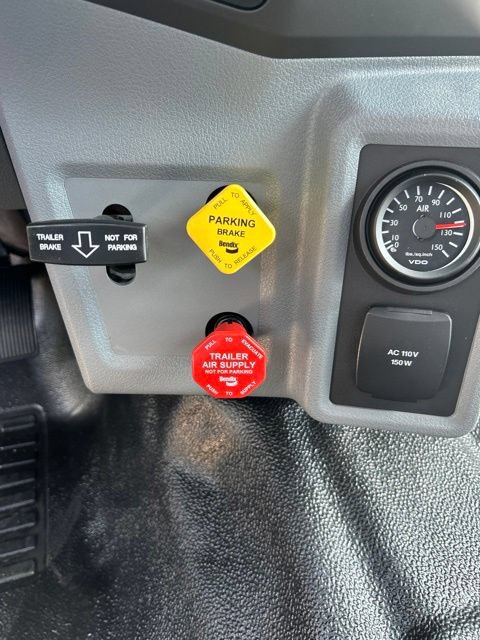 New 2027 Ford F750 2WD Crew Cab Super Duty image 17