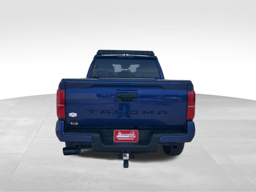 Used 2024 Toyota Tacoma TRD Off-Road image 4