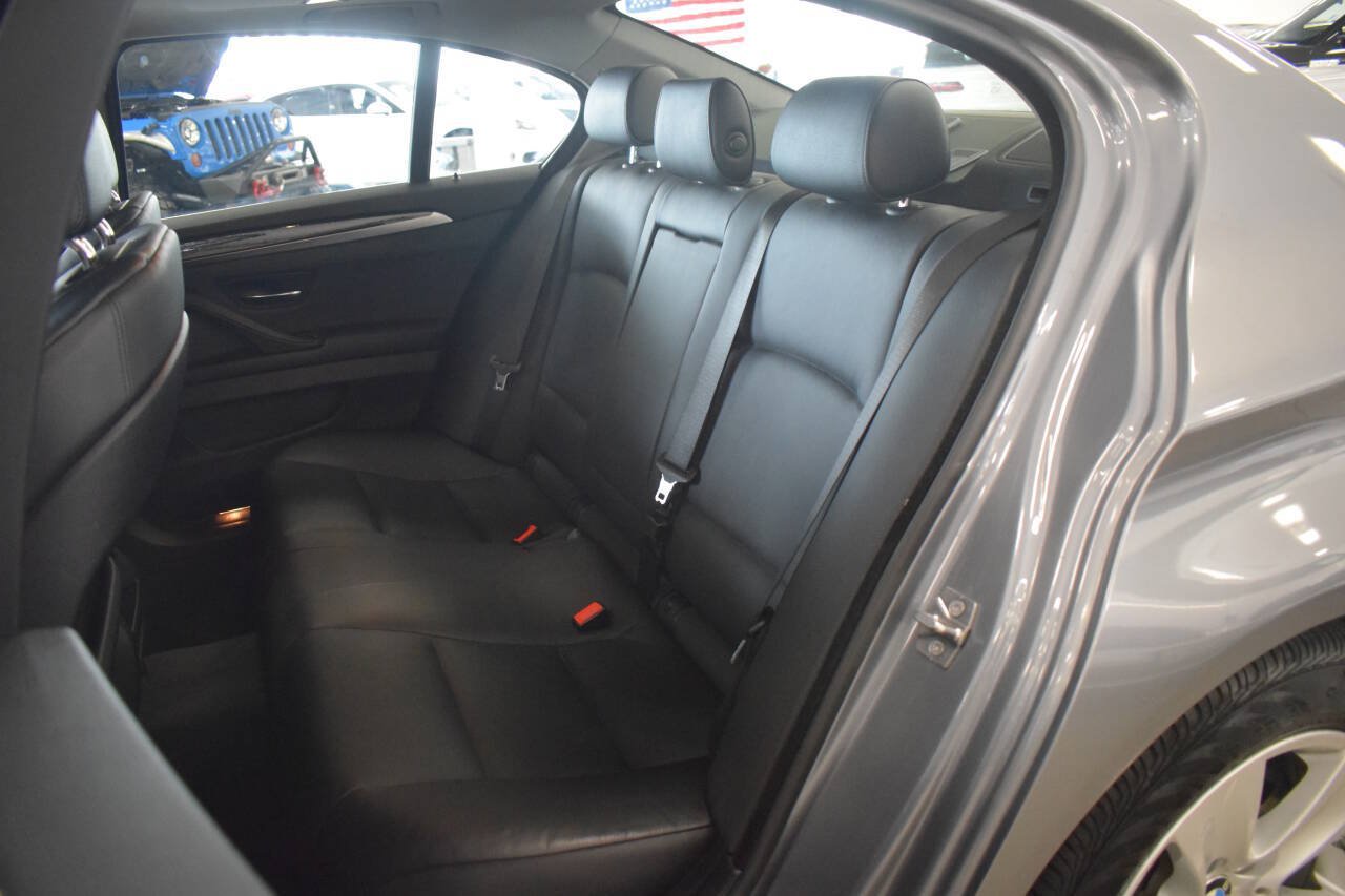Used 2012 BMW 528i Sedan RWD image 60
