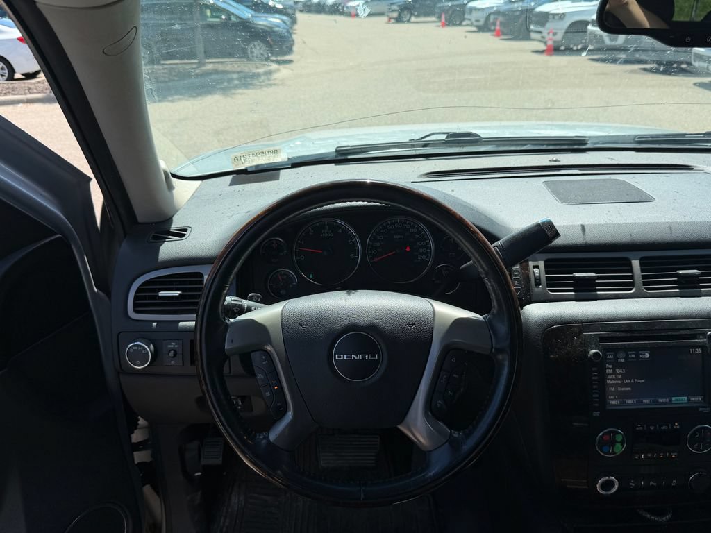 Used 2012 GMC Yukon XL Denali AWD/4WD image 18