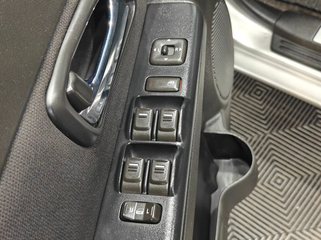 Used 2012 GMC Canyon SLE AWD/4WD image 31