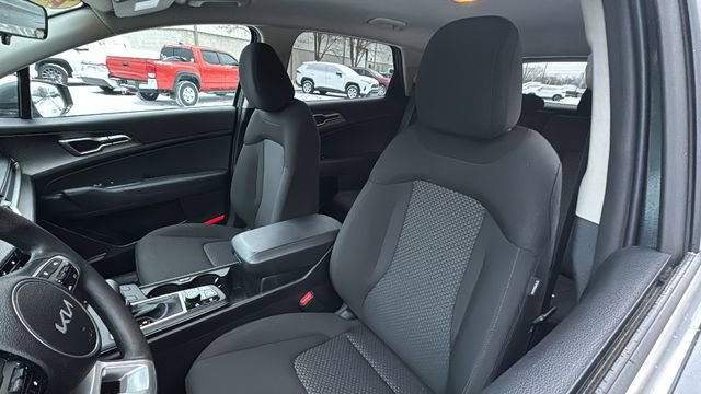 Used 2024 Kia Sportage LX image 29