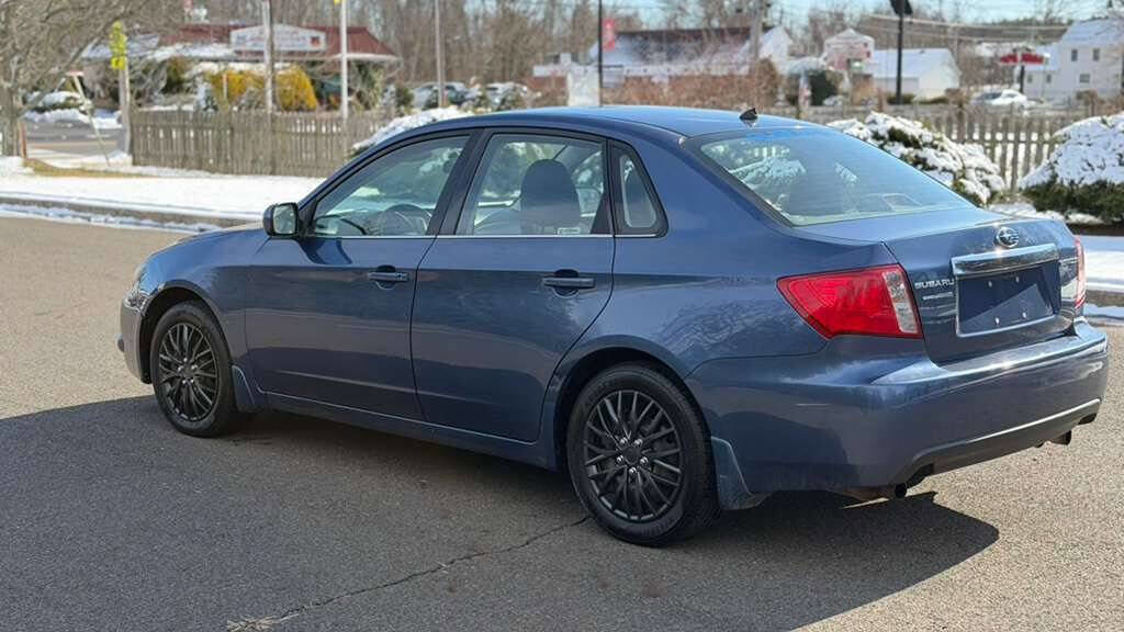 Used 2011 Subaru Impreza 2.5i image 5