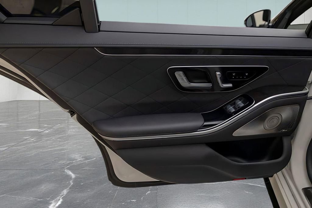 Used 2022 Mercedes-Benz S 580 4MATIC Sedan image 36