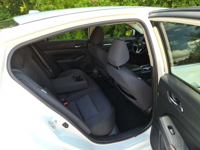 Used 2019 Nissan Altima 2.5 SV AWD/4WD image 12