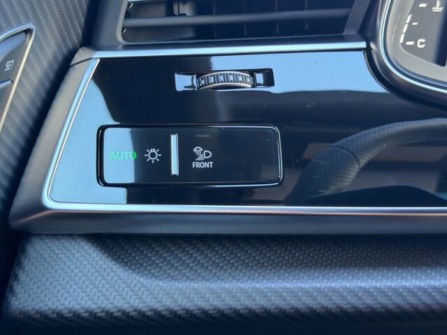 Used 2024 Audi RS Q8 image 35