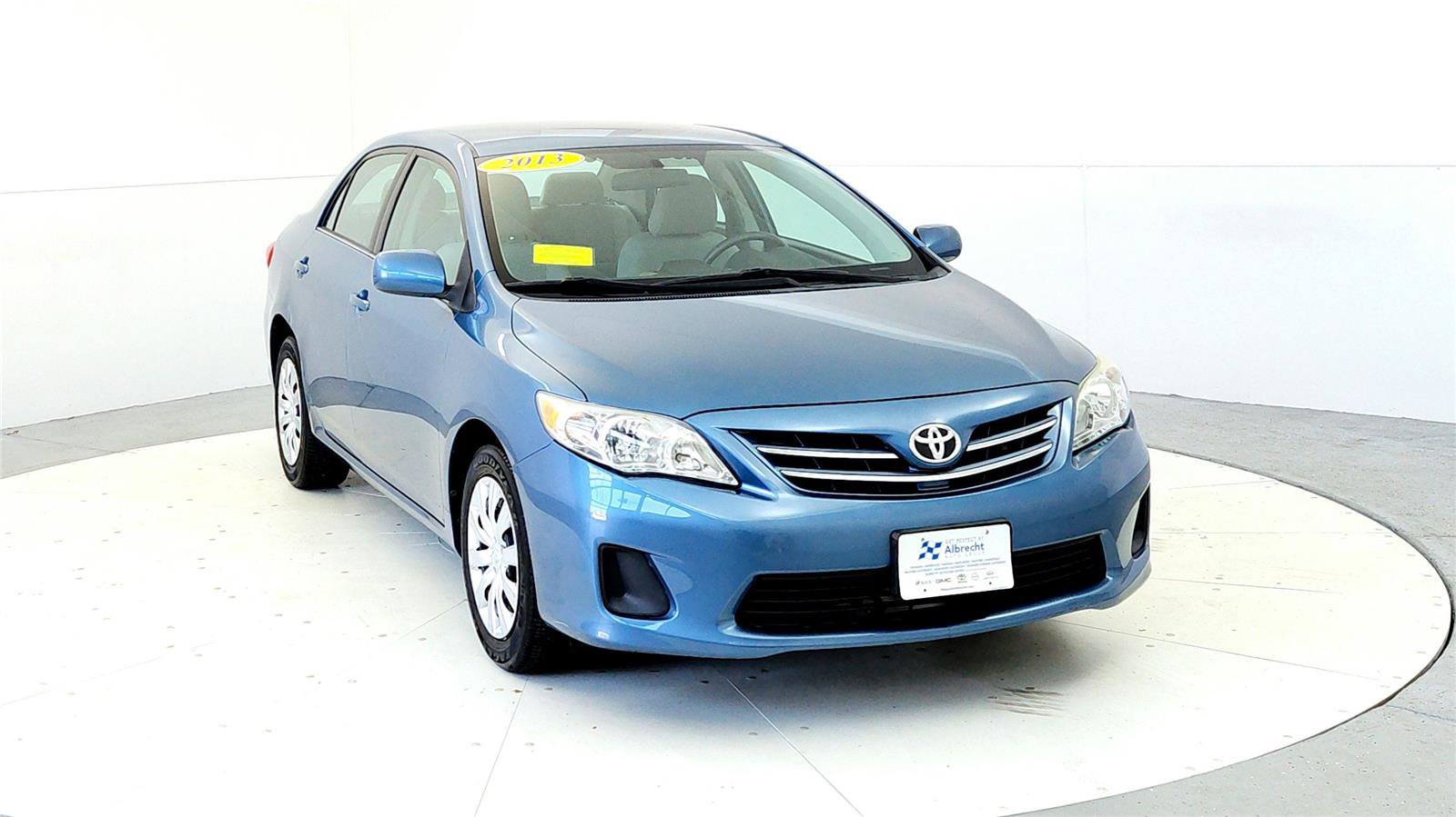 Used 2013 Toyota Corolla LE FWD image 8