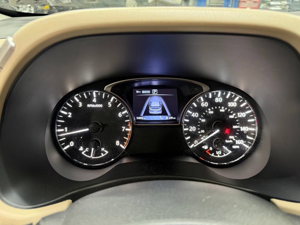 Used 2017 Nissan Pathfinder SL w/ SL Tech Package AWD/4WD image 10