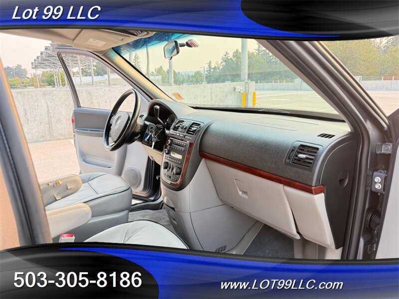 Used 2007 Buick Terraza CXL w/ Driver Confidence Package FWD image 40