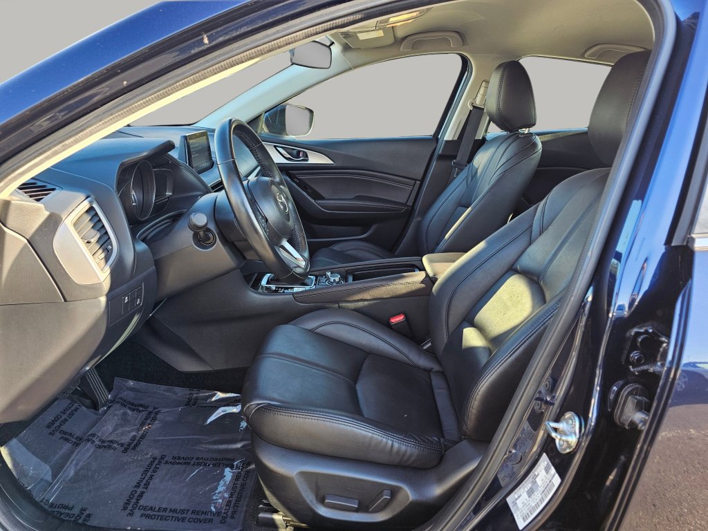 Used 2018 MAZDA MAZDA3 Touring image 24