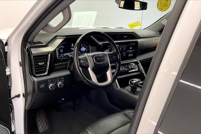 Used 2023 GMC Sierra 1500 Denali w/ Denali Carbonpro Edition AWD/4WD image 14