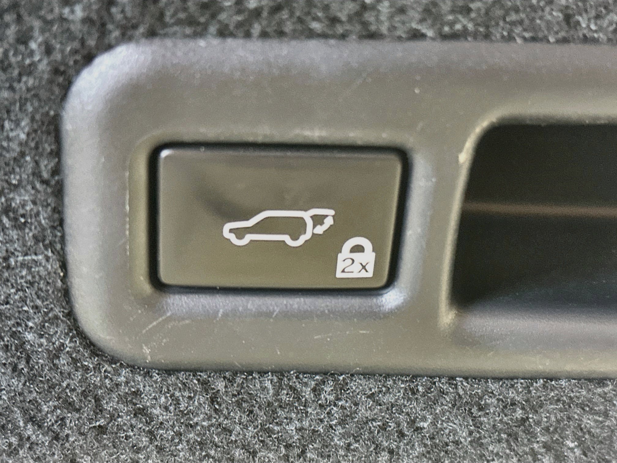 Used 2018 Lexus RX 350L AWD image 29