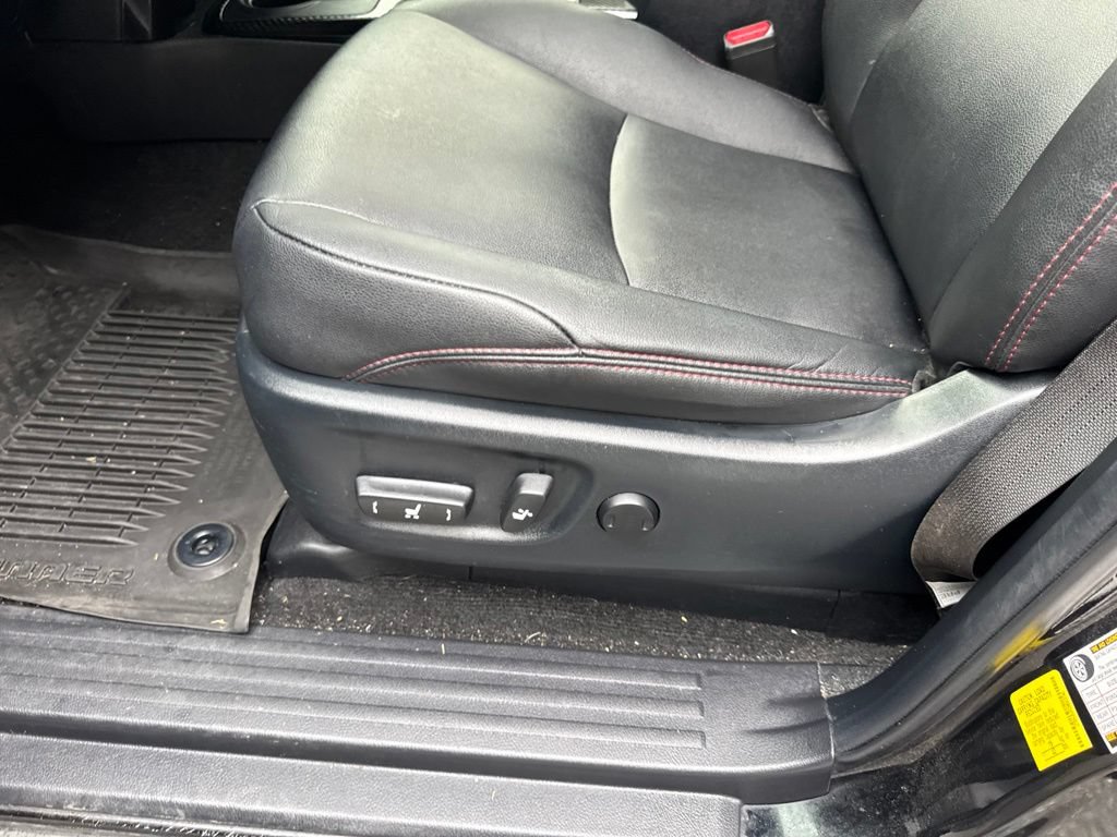 Used 2021 Toyota 4Runner Venture w/ Moonroof Package AWD/4WD image 20