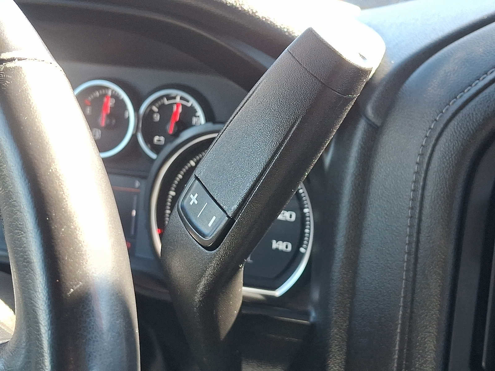 Used 2021 Chevrolet Silverado 1500 LT image 14