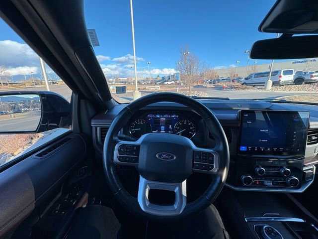 Used 2024 Ford Expedition Limited image 14