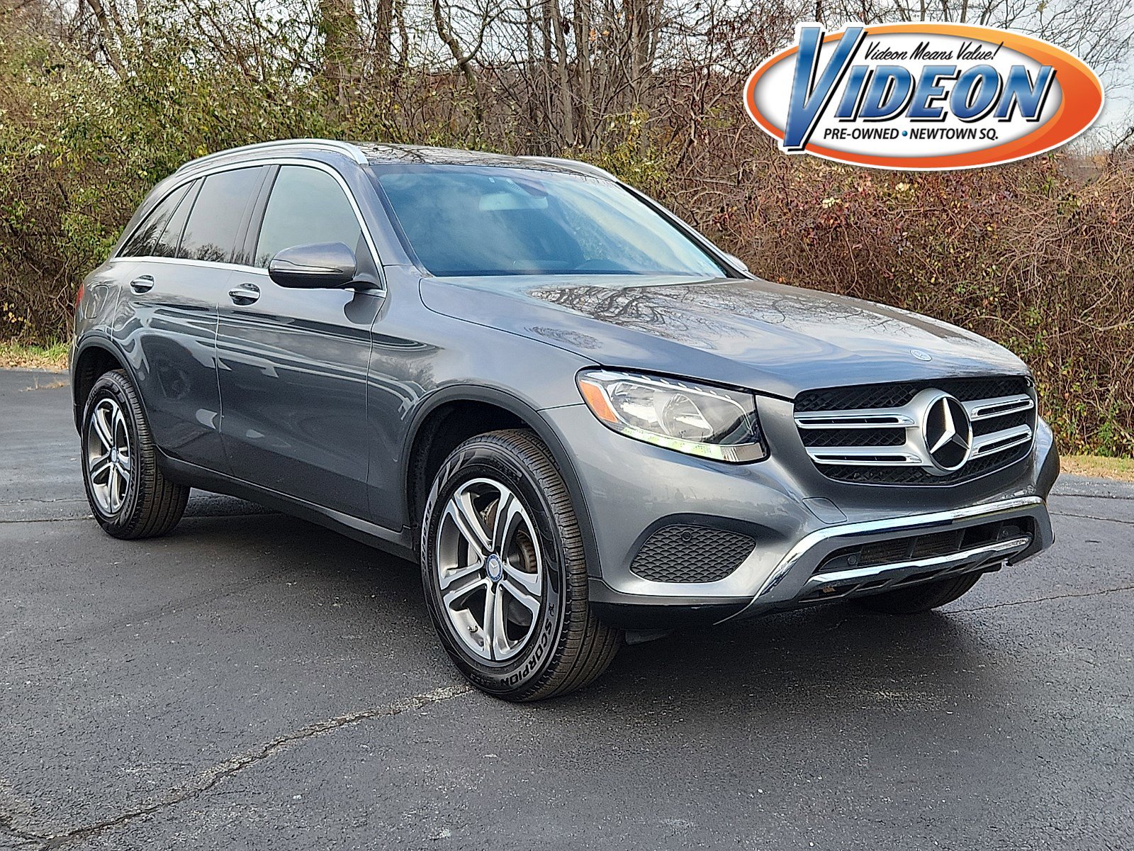 Used 2016 Mercedes-Benz GLC 300 4MATIC image 1