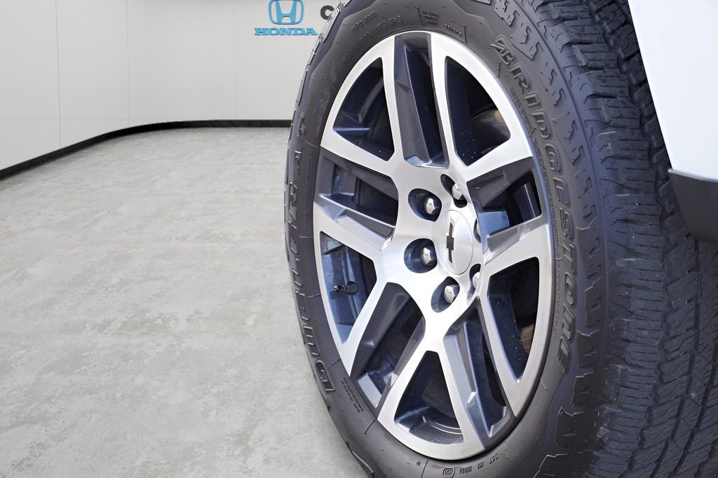 Used 2023 Chevrolet Colorado Z71 w/ Z71 Convenience Package 2 image 12