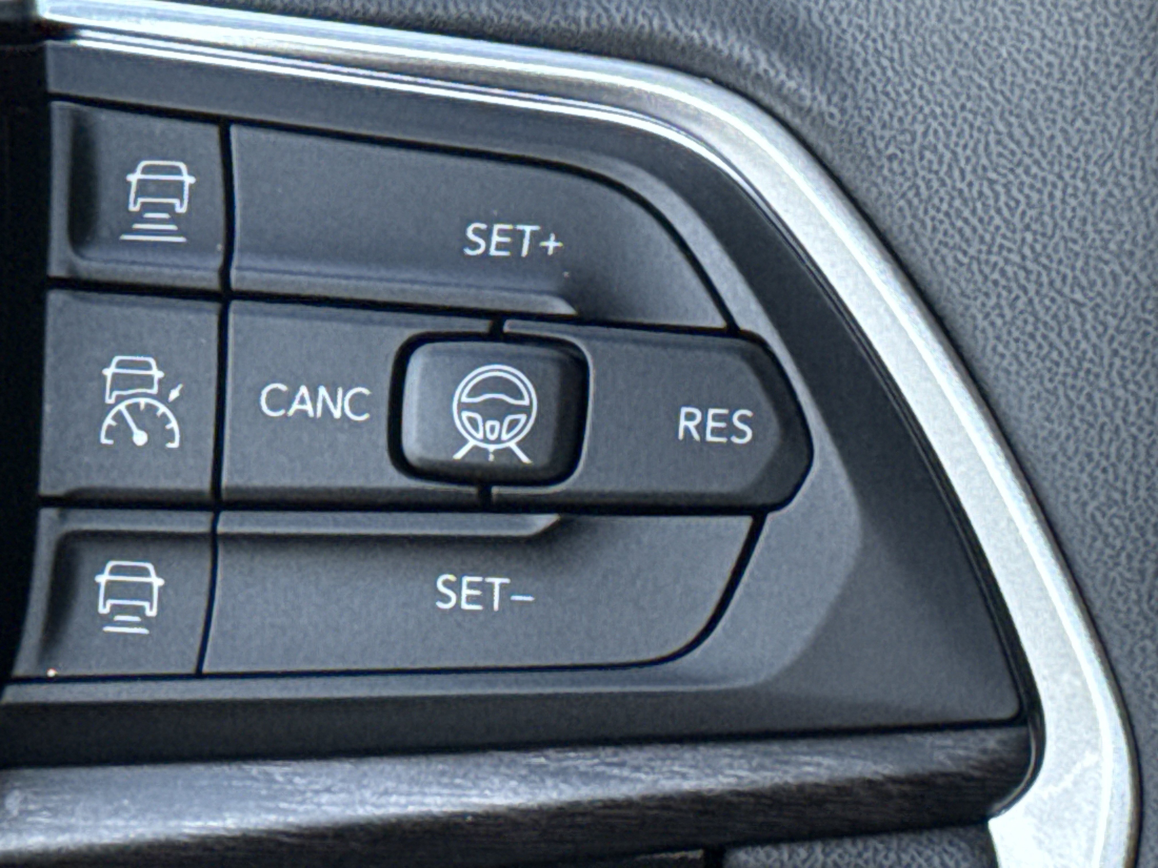 Used 2026 Jeep Grand Cherokee Limited Reserve AWD/4WD image 19