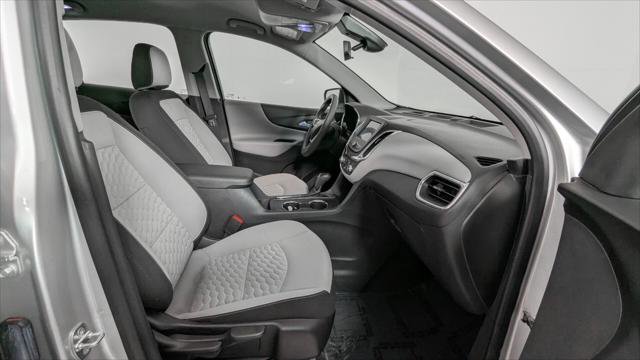 Used 2021 Chevrolet Equinox LS image 23