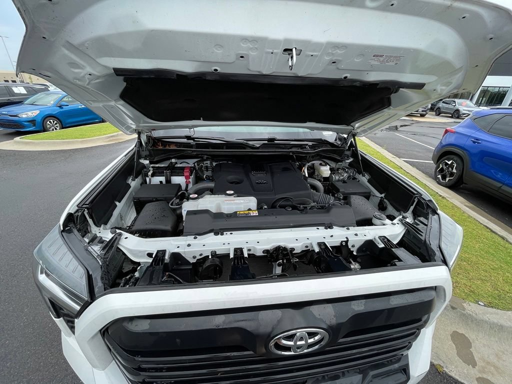 Used 2024 Toyota Tundra SR5 AWD/4WD image 28