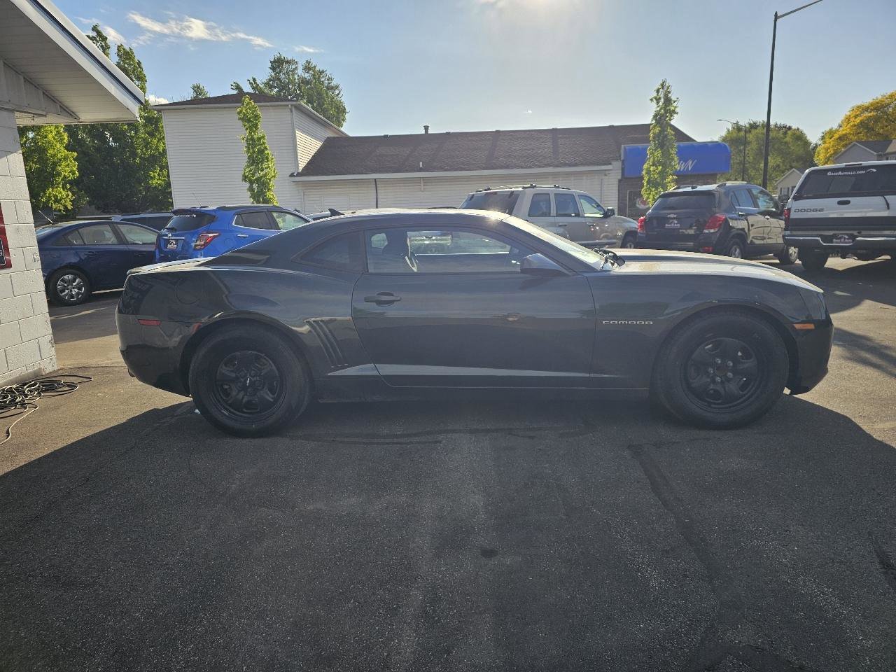 Used 2013 Chevrolet Camaro LS RWD image 13