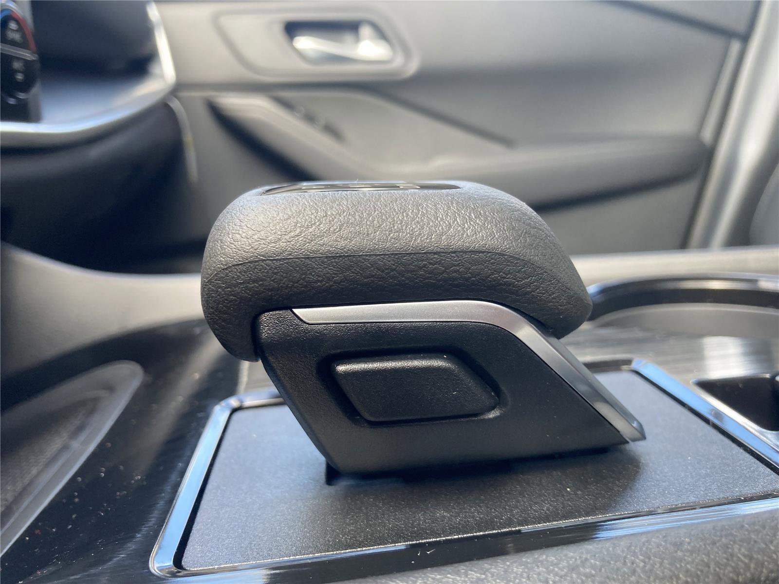 New 2026 Nissan Rogue SV image 15