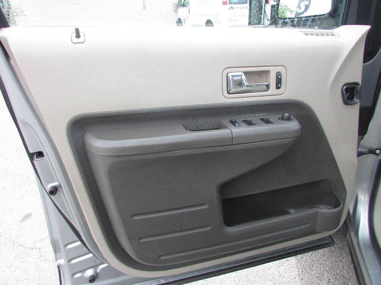 Used 2007 Ford Edge SE image 14