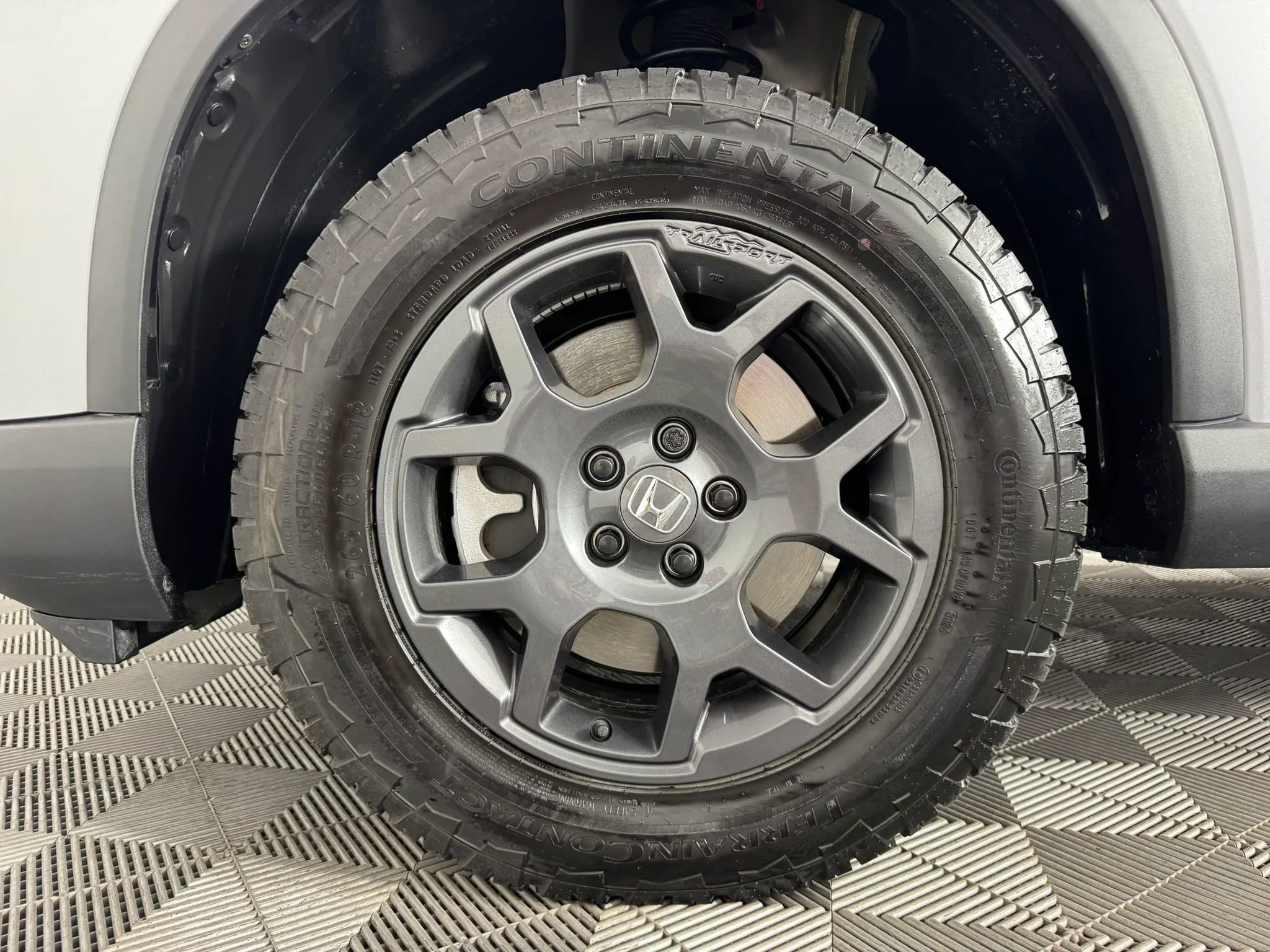 Used 2025 Honda Pilot TrailSport image 50